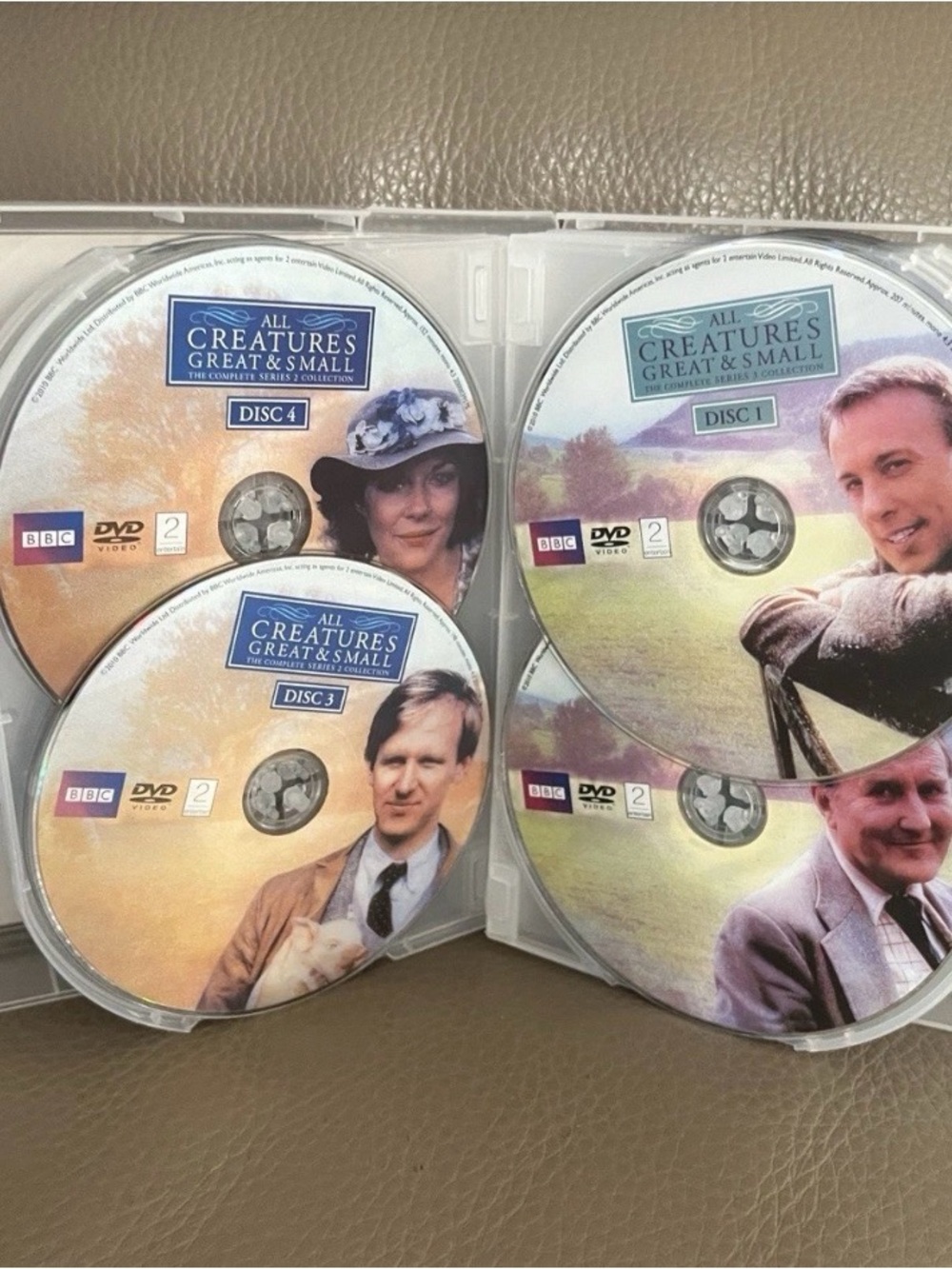 All Creatures Great & Small Complete Collection - Cream & Blue - Picture 4 of 4